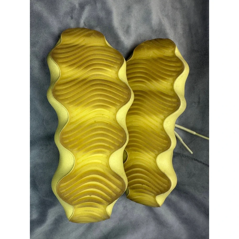 Adidas Yeezy 450 Sulfur Mens‎ 5.5 Yellow Sneakers